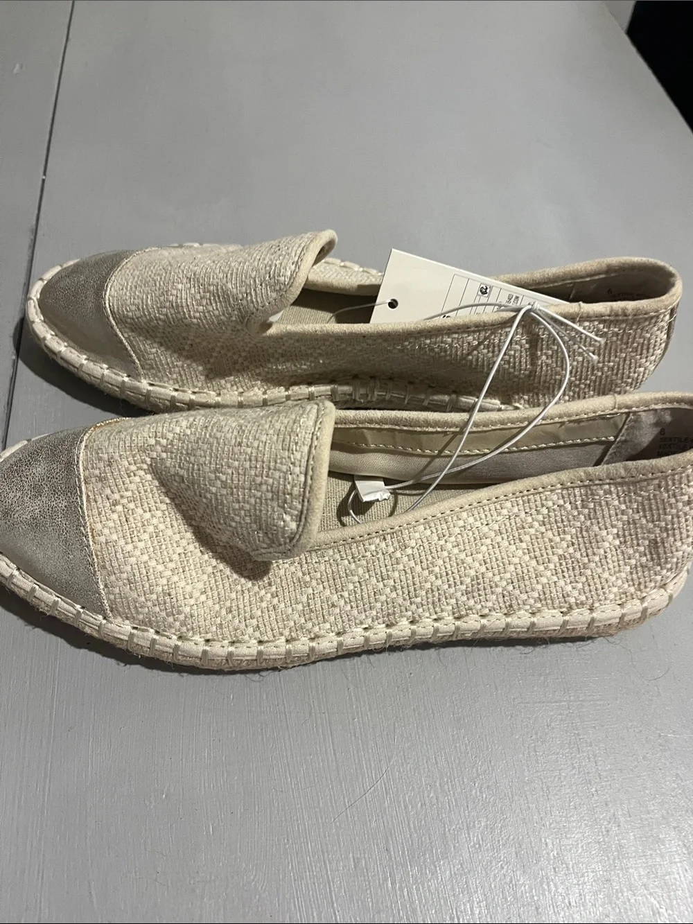 Universal Thread Cream Woven Espadrille Loafers with Metallic Toe